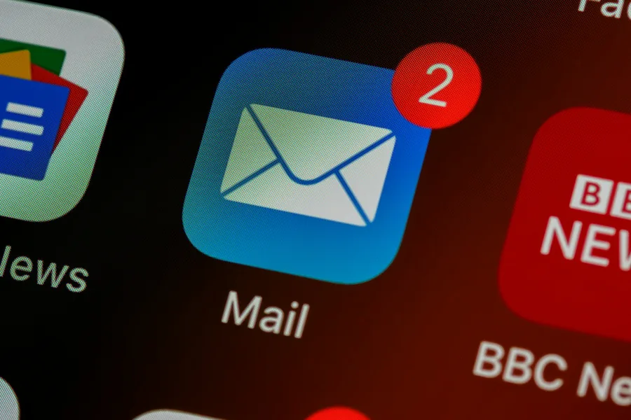 Ako si overiť podozrivý e-mail krok za krokom