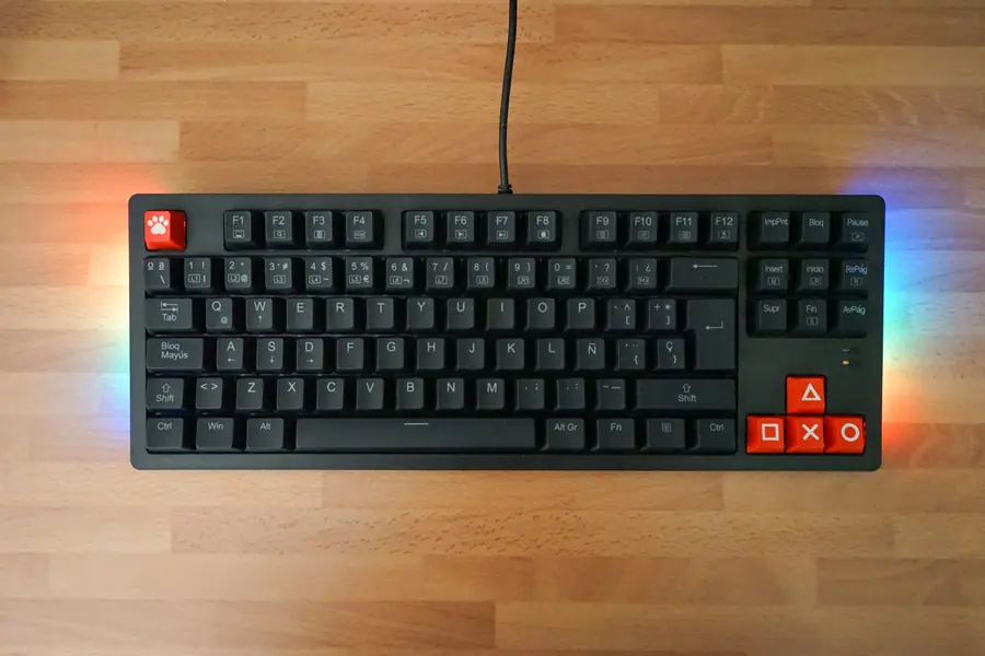Ako vybrať herné príslušenstvo k PC: myš, klávesnica, slúchadlá a viac