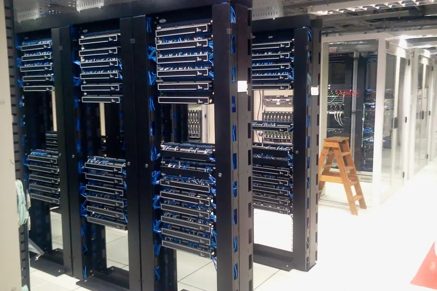 Self-hosting: vlastné služby namiesto cloudu